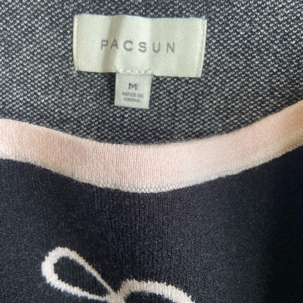 Pacsun Sweater Tank Black/Pink Bow Knit Cropped Top Women’s M NWT - Picture 10 of 13